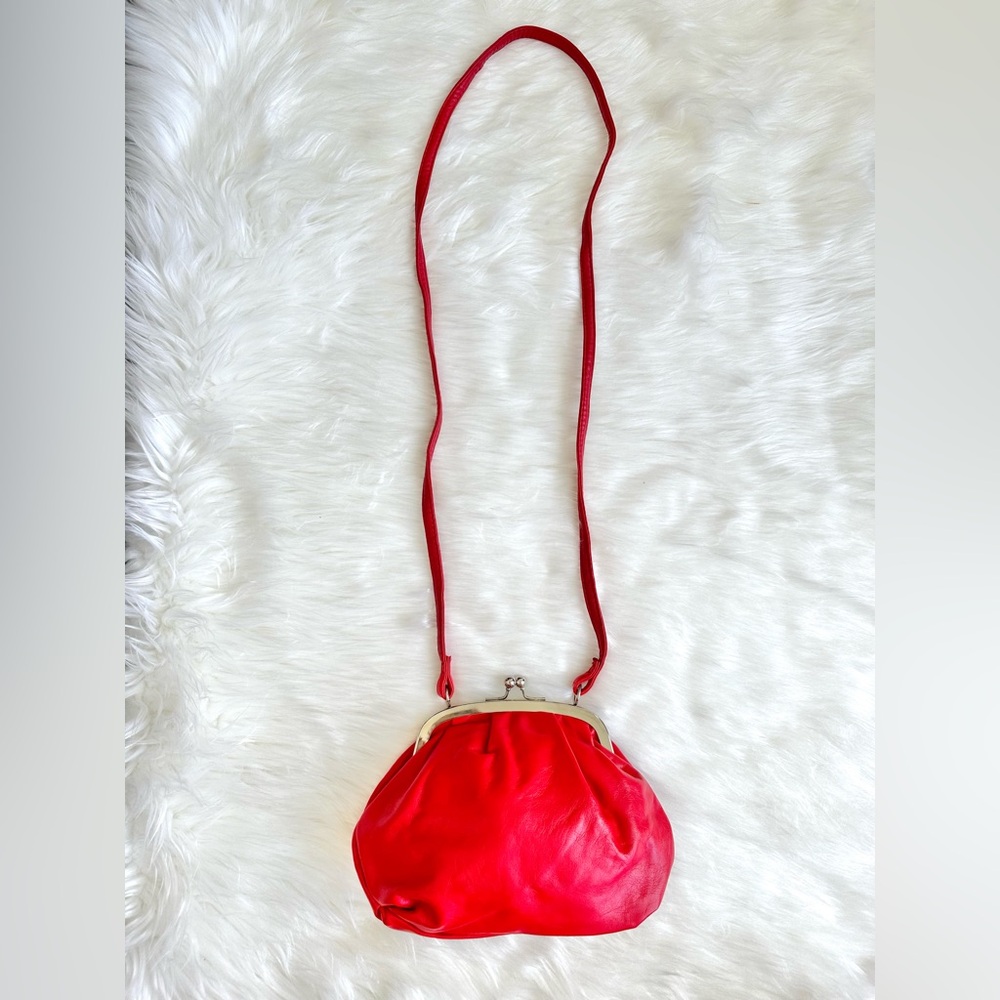 CHATEAU RED CROSSBODY - Picture 3 of 12